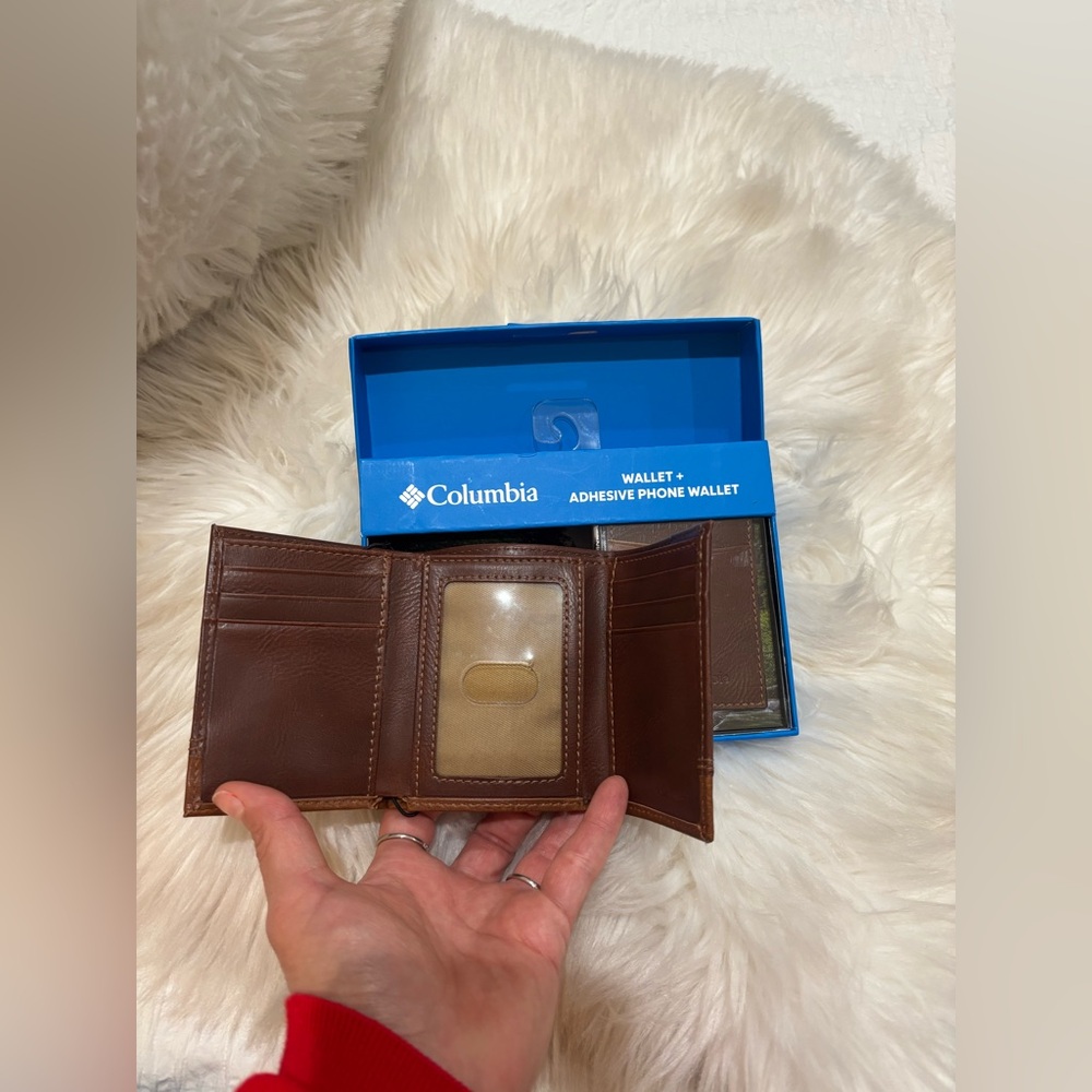 Columbia Brown Leather Wallet and Adhesive Phone wallet Set - Picture 7 of 12